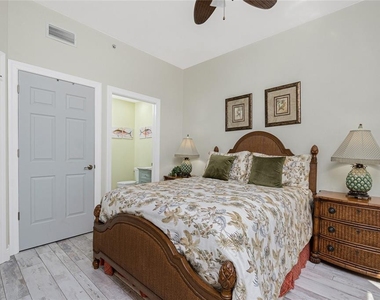 3313 Sunset Key Cir - Photo Thumbnail 25