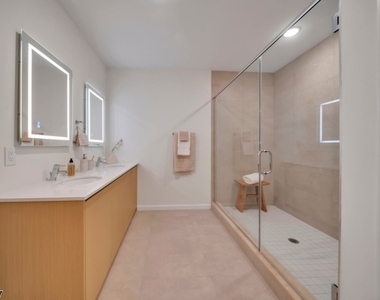 70 Ridgedale Ave - Photo Thumbnail 12