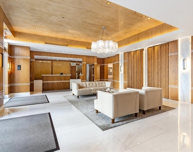 209 N Birch Road - Photo Thumbnail 13