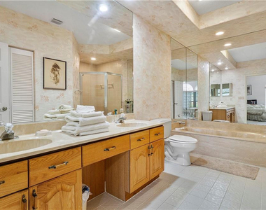 17210 Nw Boca Club Boulevard - Photo Thumbnail 7