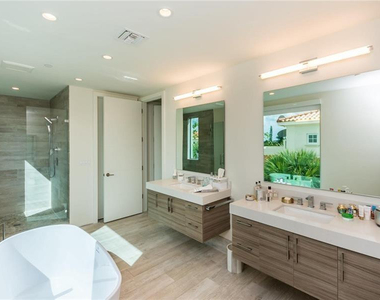 240 Shore Court - Photo Thumbnail 23
