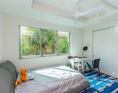 240 Shore Court - Photo Thumbnail 19