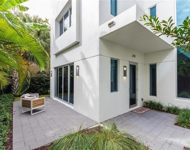 240 Shore Court - Photo Thumbnail 1