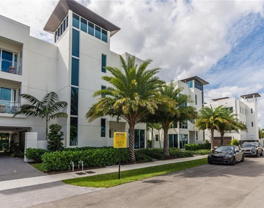 240 Shore Court - Photo Thumbnail 40