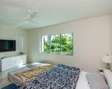 240 Shore Court - Photo Thumbnail 17