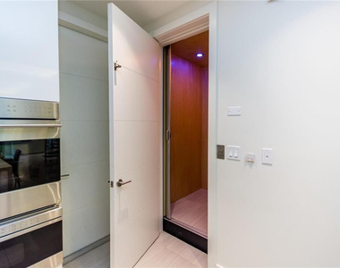 240 Shore Court - Photo Thumbnail 9