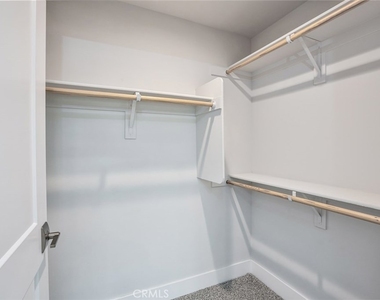 10718 Acama Street - Photo Thumbnail 29