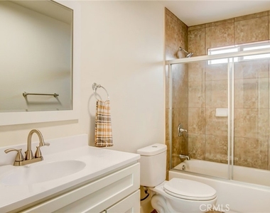 330 E 101st St - Photo Thumbnail 11
