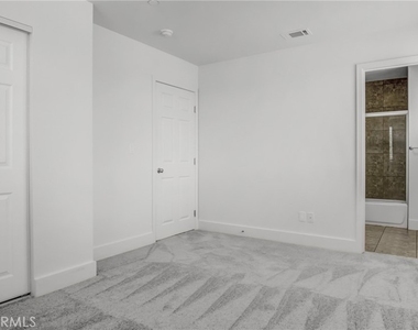 330 E 101st St - Photo Thumbnail 9