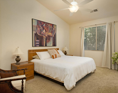 67645 Cielo Court - Photo Thumbnail 8