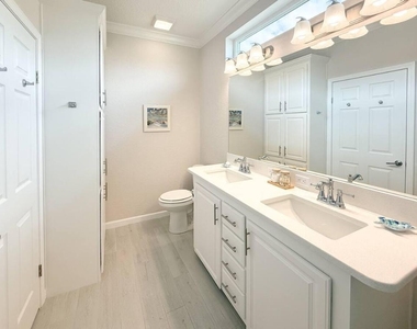389 Ne Sand Dune Way - Photo Thumbnail 10
