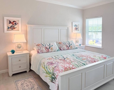 389 Ne Sand Dune Way - Photo Thumbnail 7