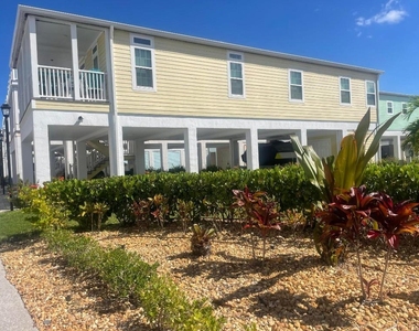389 Ne Sand Dune Way - Photo Thumbnail 22