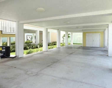 389 Ne Sand Dune Way - Photo Thumbnail 13