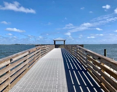 389 Ne Sand Dune Way - Photo Thumbnail 21