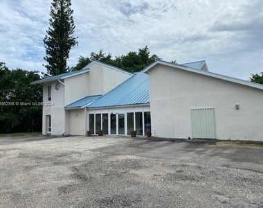 4450 S Jog Road - Photo Thumbnail 2
