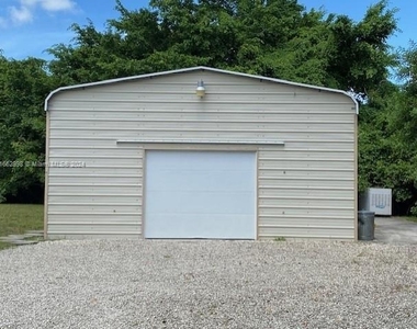 4450 S Jog Road - Photo Thumbnail 7