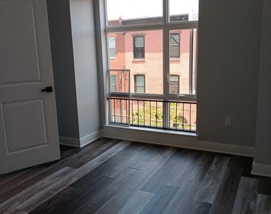 1328 S 6th Street - Photo Thumbnail 4