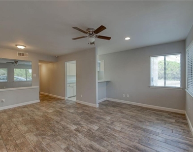 5801 Thunderbird St - Photo Thumbnail 3