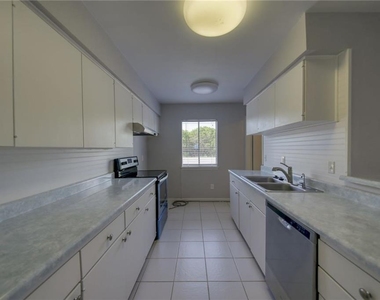 5801 Thunderbird St - Photo Thumbnail 7