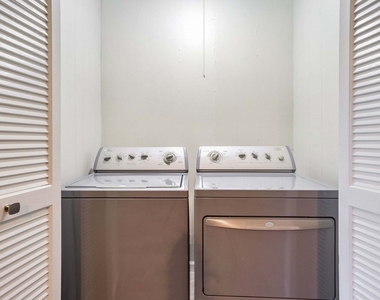 1716 Georgetown Drive - Photo Thumbnail 26