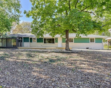 1716 Georgetown Drive - Photo Thumbnail 32