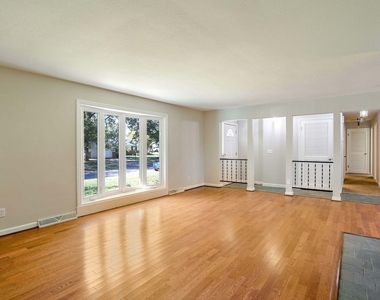 1716 Georgetown Drive - Photo Thumbnail 8