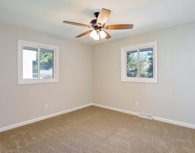 1716 Georgetown Drive - Photo Thumbnail 20