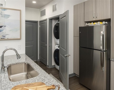 191 Commerce Drive - Photo Thumbnail 6