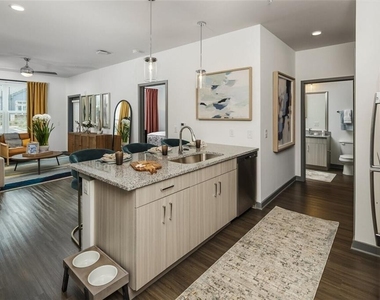 191 Commerce Drive - Photo Thumbnail 5
