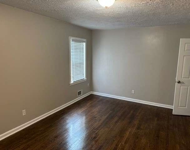 1307 Sw Lorenzo Dr Drive Sw - Photo Thumbnail 7