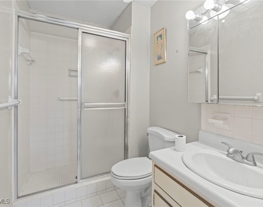 6184 Michelle Way - Photo Thumbnail 10