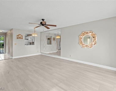 6184 Michelle Way - Photo Thumbnail 5