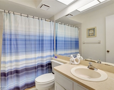 2972 Kings Lake Boulevard - Photo Thumbnail 11