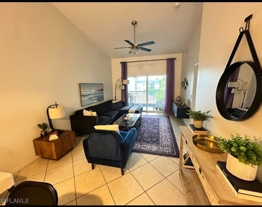 4910 Cougar Court N - Photo Thumbnail 4