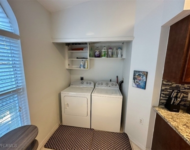 4910 Cougar Court N - Photo Thumbnail 1