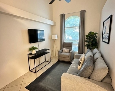 4910 Cougar Court N - Photo Thumbnail 12