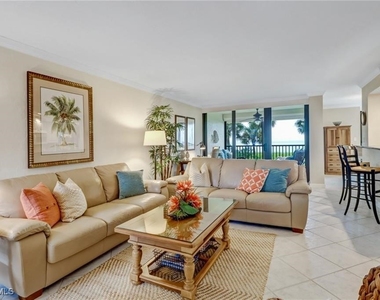 10475 Gulf Shore Drive - Photo Thumbnail 3