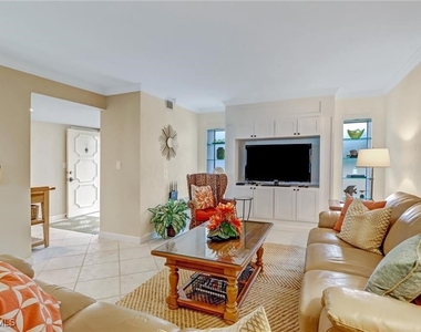 10475 Gulf Shore Drive - Photo Thumbnail 13