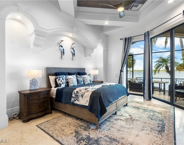 1080 Old Marco Lane - Photo Thumbnail 15