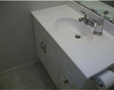 2121 El Paseo Street - Photo Thumbnail 7