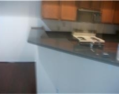 2121 El Paseo Street - Photo Thumbnail 8