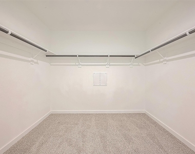 1210 Via Del Corso Lane - Photo Thumbnail 14