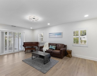 7100 Park Street S - Photo Thumbnail 3