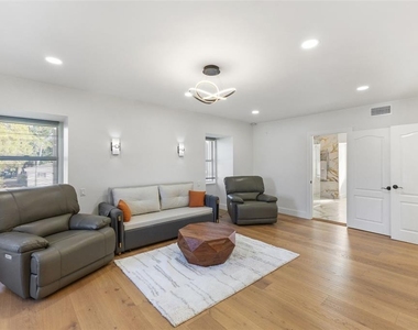 7100 Park Street S - Photo Thumbnail 9