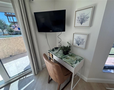 2571 Cyprus Drive - Photo Thumbnail 19