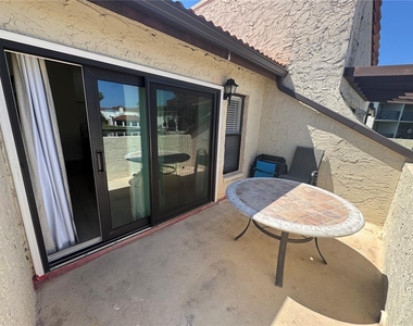 2571 Cyprus Drive - Photo Thumbnail 9