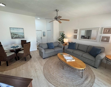 2571 Cyprus Drive - Photo Thumbnail 8