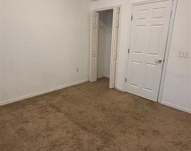 2915 Sunset Lakes Boulevard - Photo Thumbnail 12