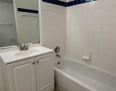 2915 Sunset Lakes Boulevard - Photo Thumbnail 25